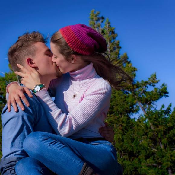 Meet your Posher, Boston - Picture 1 of 1